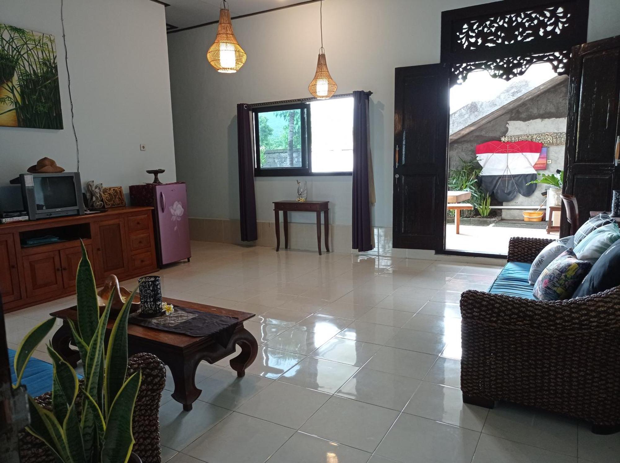 Khrisna Sunrise Homestay Tulamben الغرفة الصورة